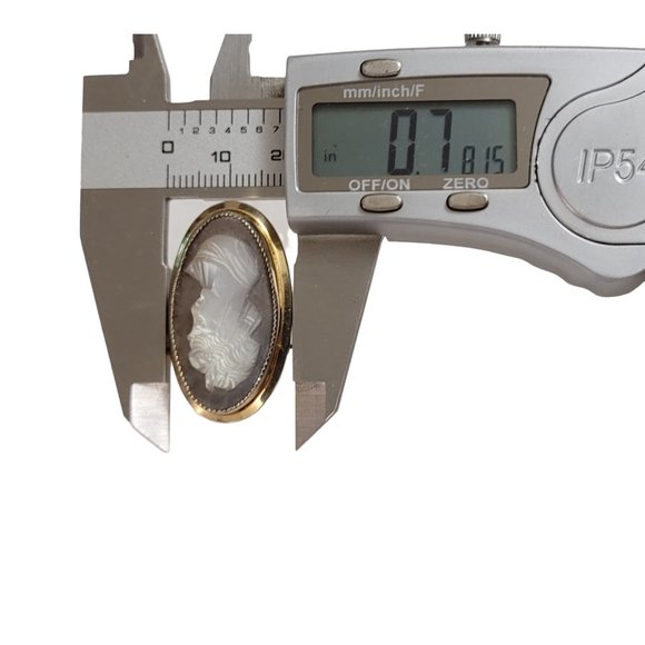 Catamore 1-20 12K GF Gold Filled Shell Carved Cameo Brooch, Signed E85 - Picture 9 of 10